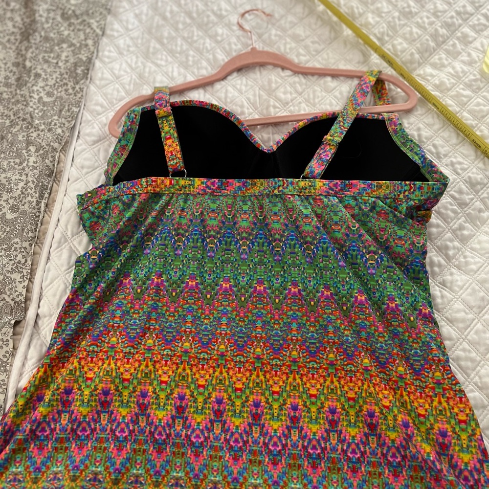 Tankini top no tags 22W or 3X